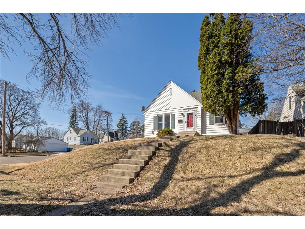 2901 Zenith Avenue N Robbinsdale MN 55422 7081701 image25