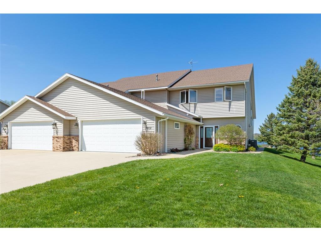 2902 Campus Lane Albert Lea MN 56007 - White 6638355 image1