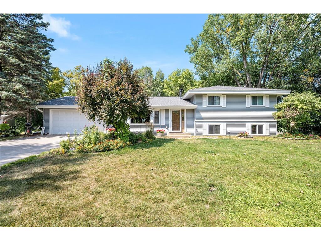 2904 Country Wood Drive Burnsville MN 55337 6422992 image1