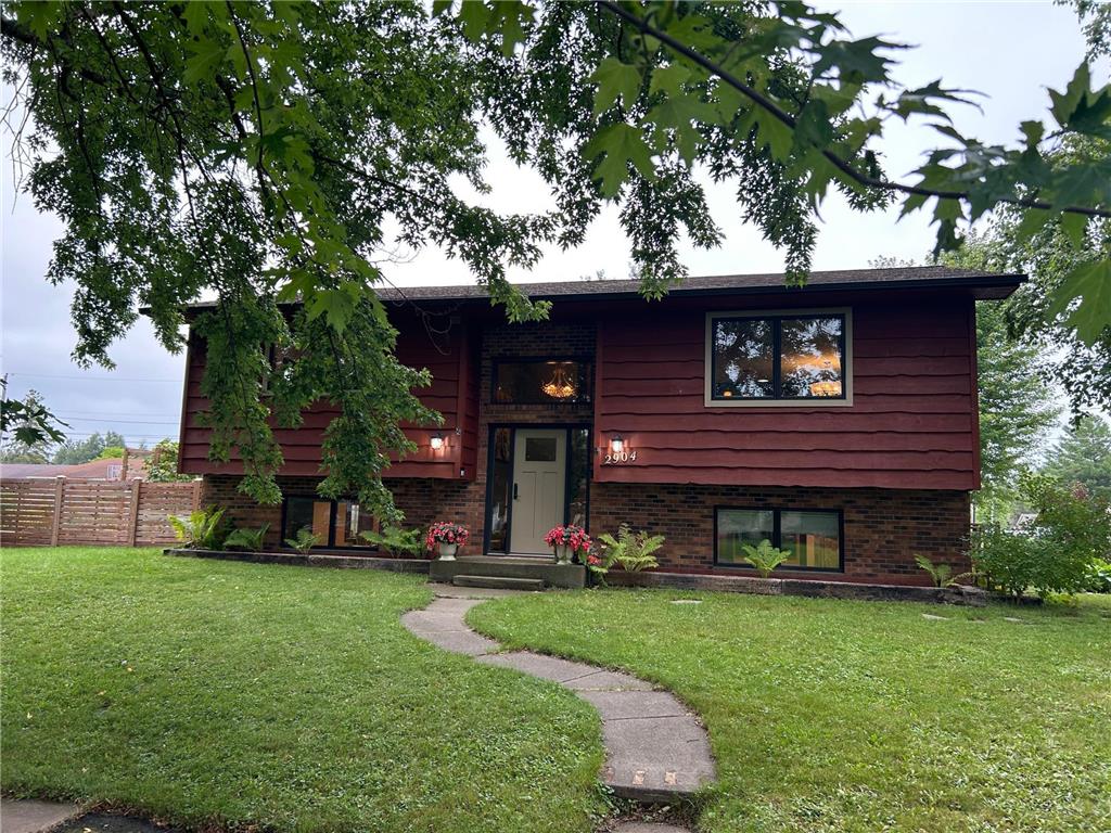 2904 E 7th Street Superior WI 54880 6786435 image1