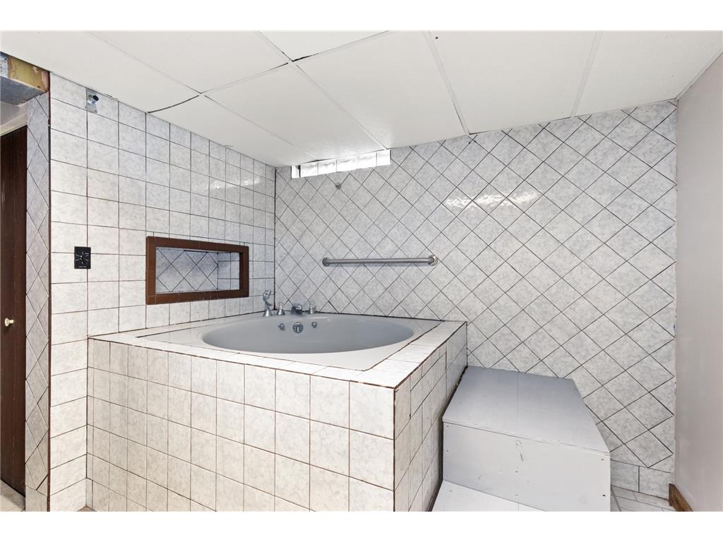 2904 Silver Lake Court NE Saint Anthony MN 55421 7069690 image27