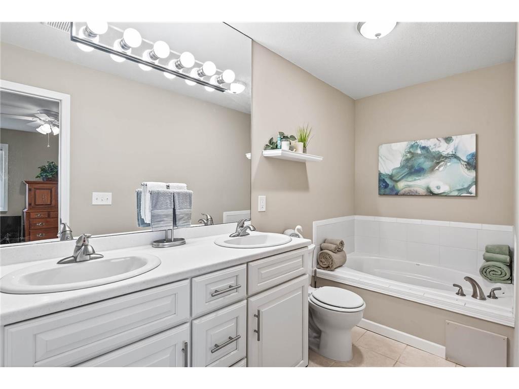 2905 Devonshire Circle Woodbury MN 55125 7004836 image13