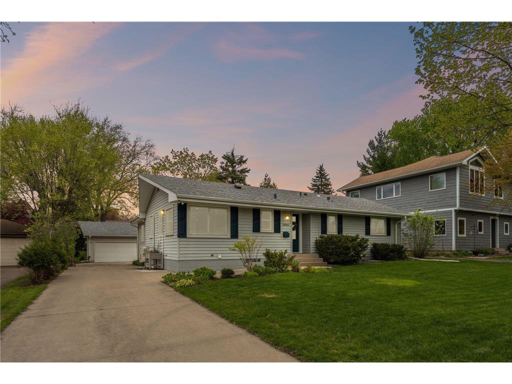2905 Townview Avenue NE Saint Anthony MN 55418 7057728 image1