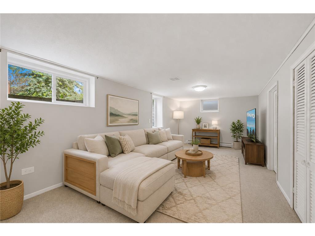 2905 Townview Avenue NE Saint Anthony MN 55418 7057728 image25