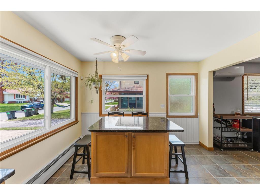 2905 Townview Avenue NE Saint Anthony MN 55418 7057728 image9