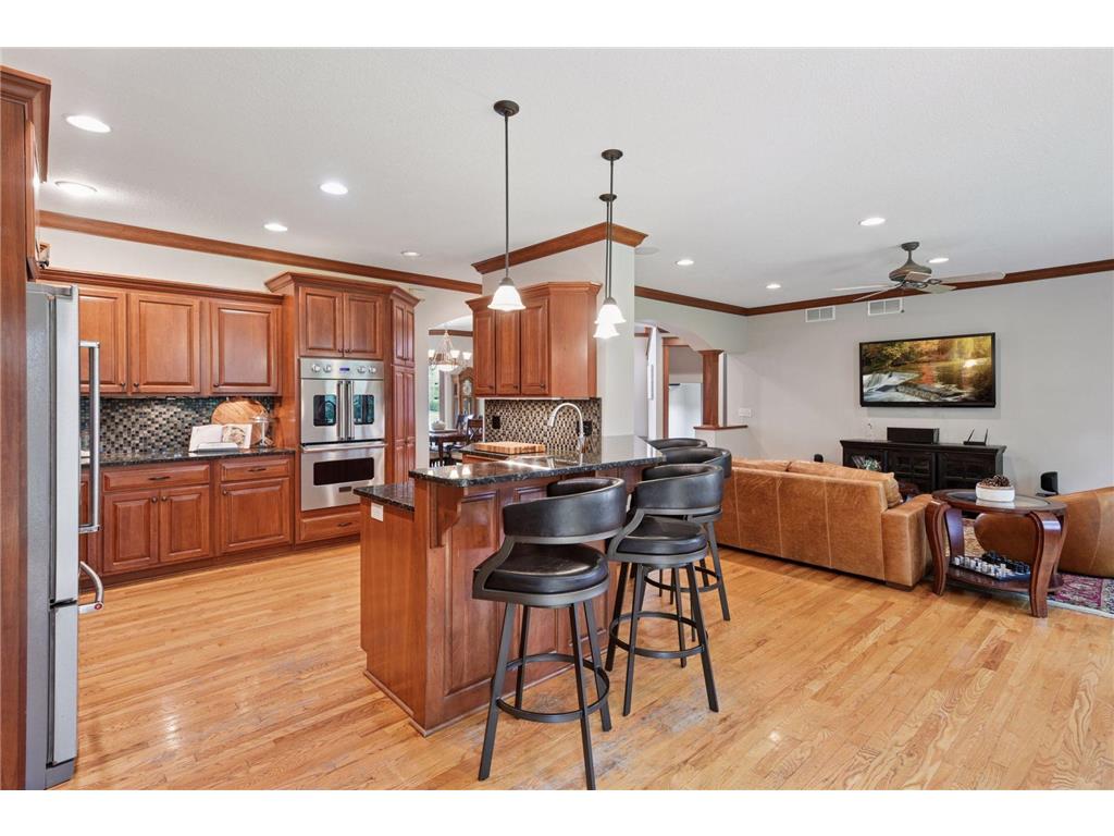 2906 Butternut Drive Chaska MN 55318 6758672 image18