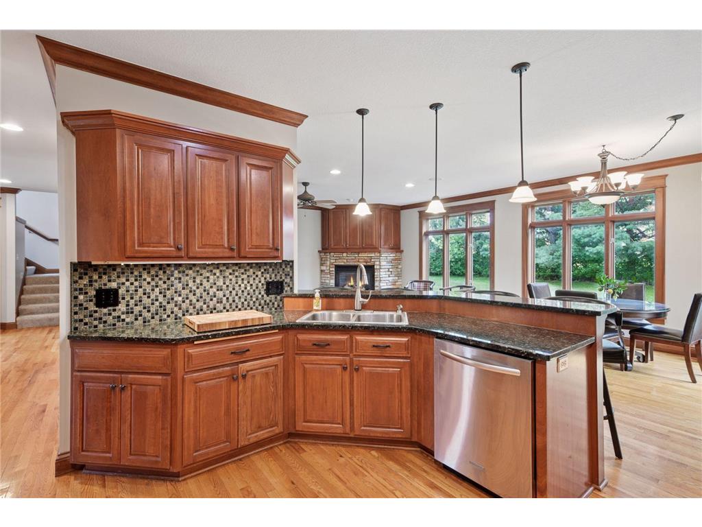 2906 Butternut Drive Chaska MN 55318 6758672 image20