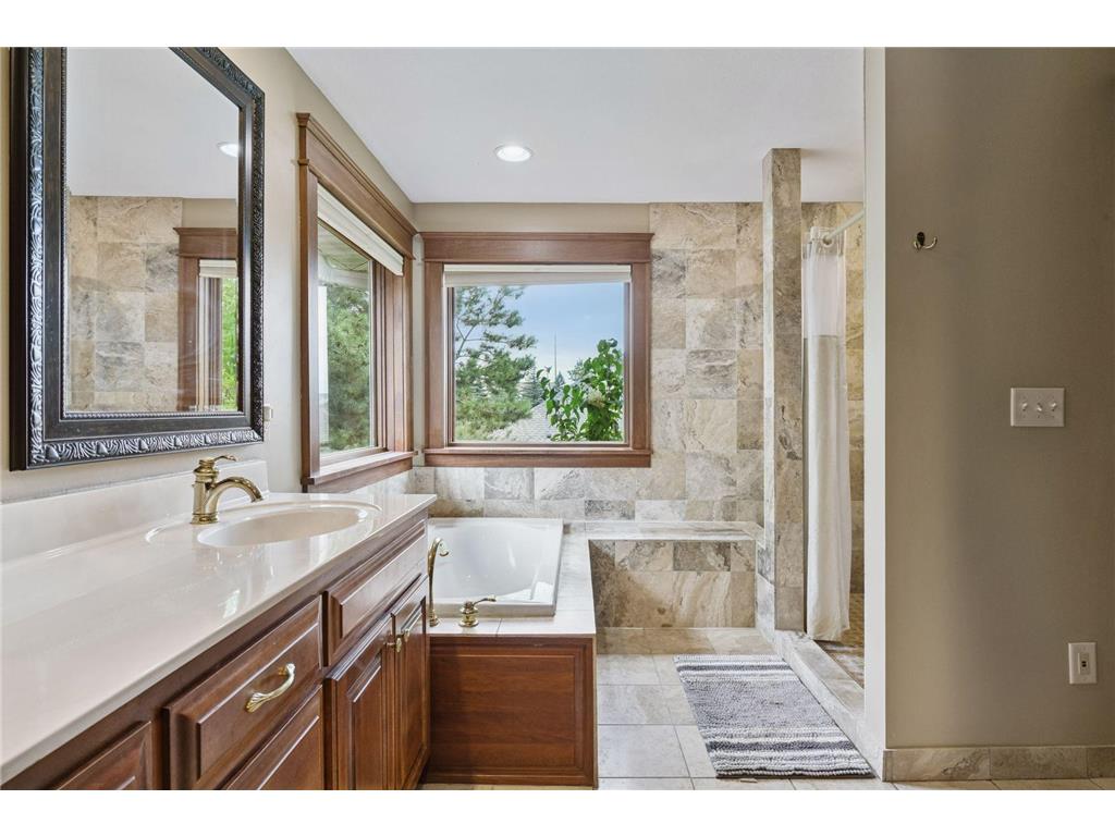 2906 Butternut Drive Chaska MN 55318 6758672 image32