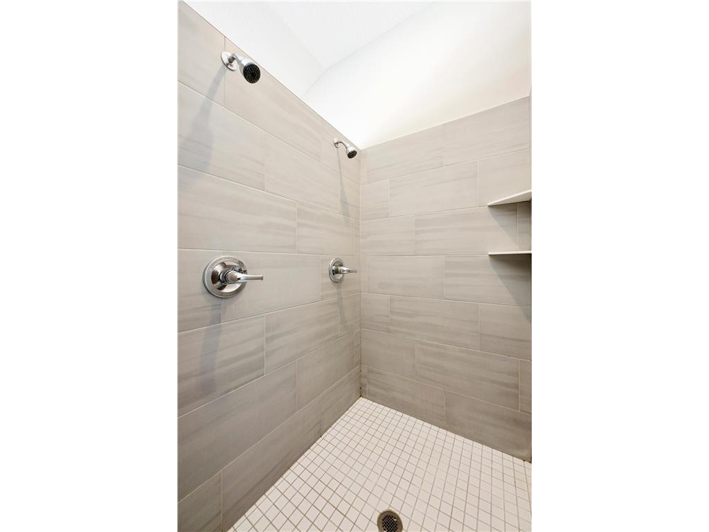 2907 132nd Court NE Blaine MN 55449 7018653 image25