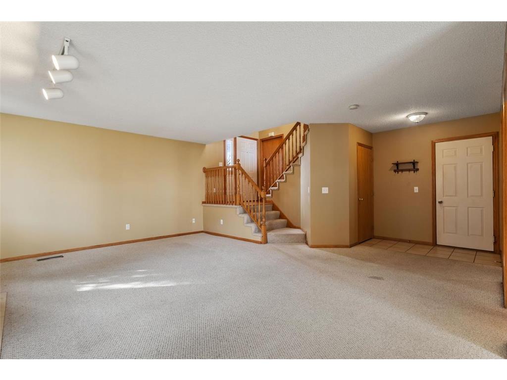 2907 Devonshire Circle Woodbury MN 55125 7086949 image17