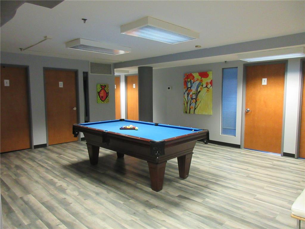 2907 Hennepin Avenue Minneapolis MN 55408 6531611 image13