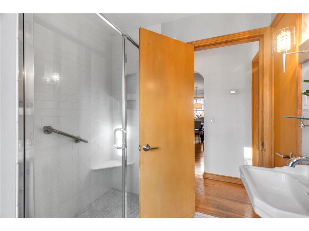 2908 30th Avenue NE Saint Anthony MN 55418 6820810 image15