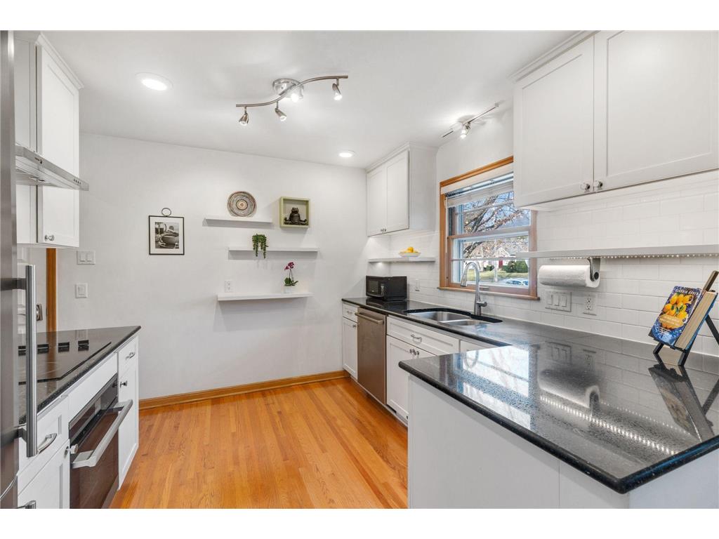 2908 30th Avenue NE Saint Anthony MN 55418 6820810 image8