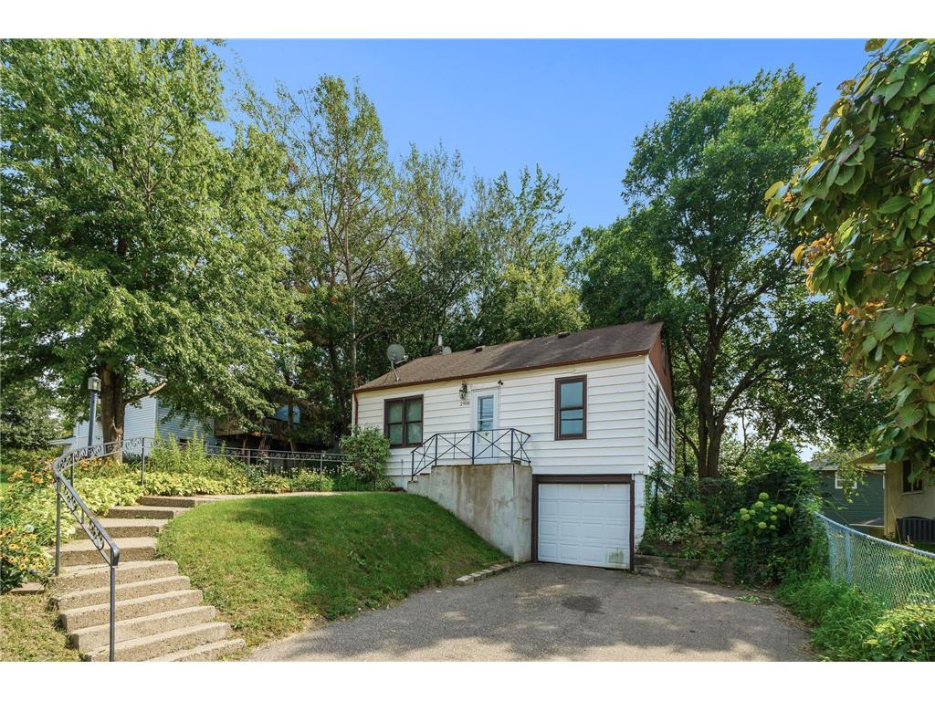 2908 37th Avenue NE, Saint Anthony, MN 55421 MLS 6259827 Edina Realty