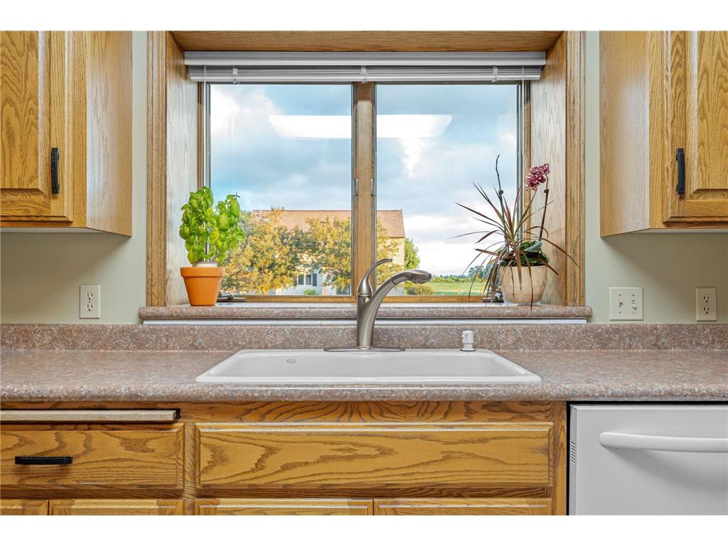 2908 5th Avenue SW Austin MN 55912 7090082 image22