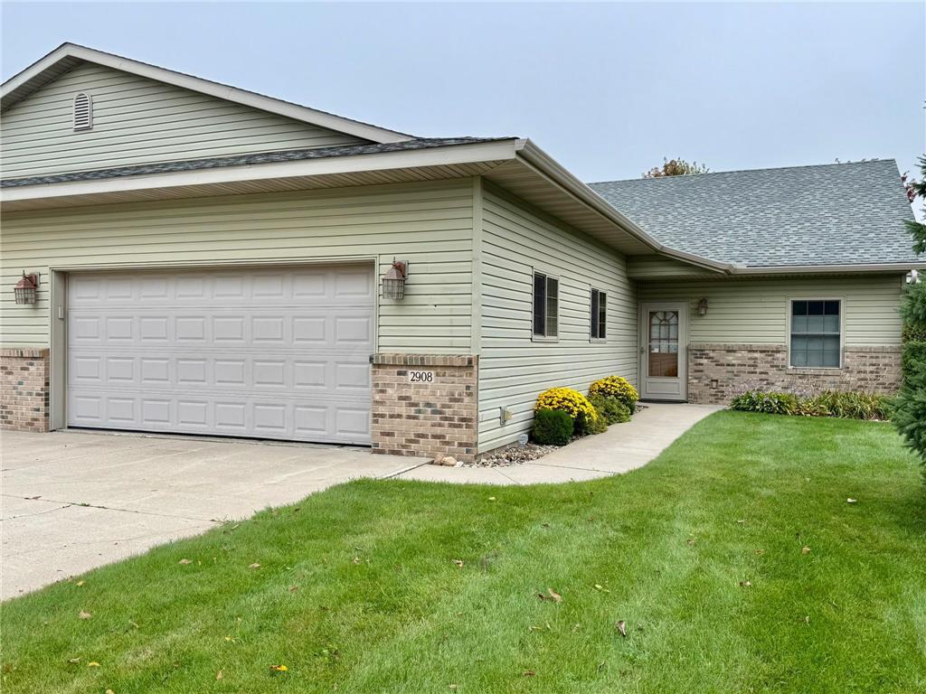 2908 9th Avenue SE Willmar MN 56201 6791331 image1