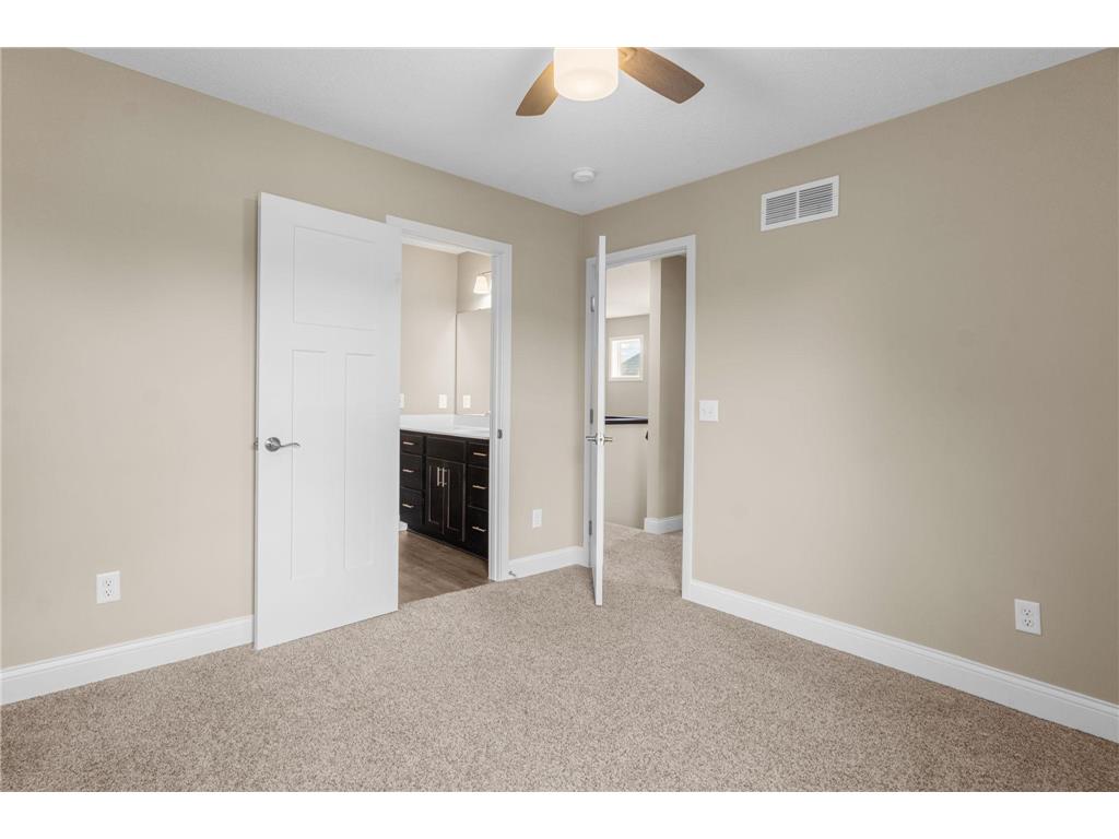 2908 Mark Twain Drive Chaska MN 55318 6822658 image24