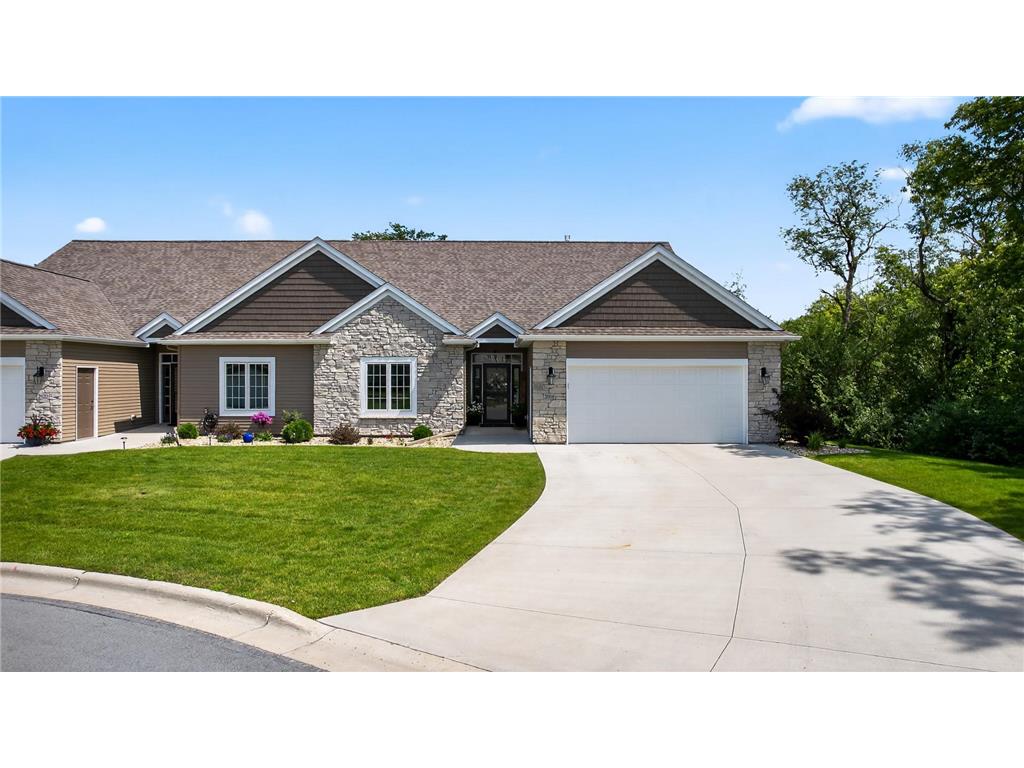 2908 Platinum Drive NE Rochester MN 55906 7030414 image1