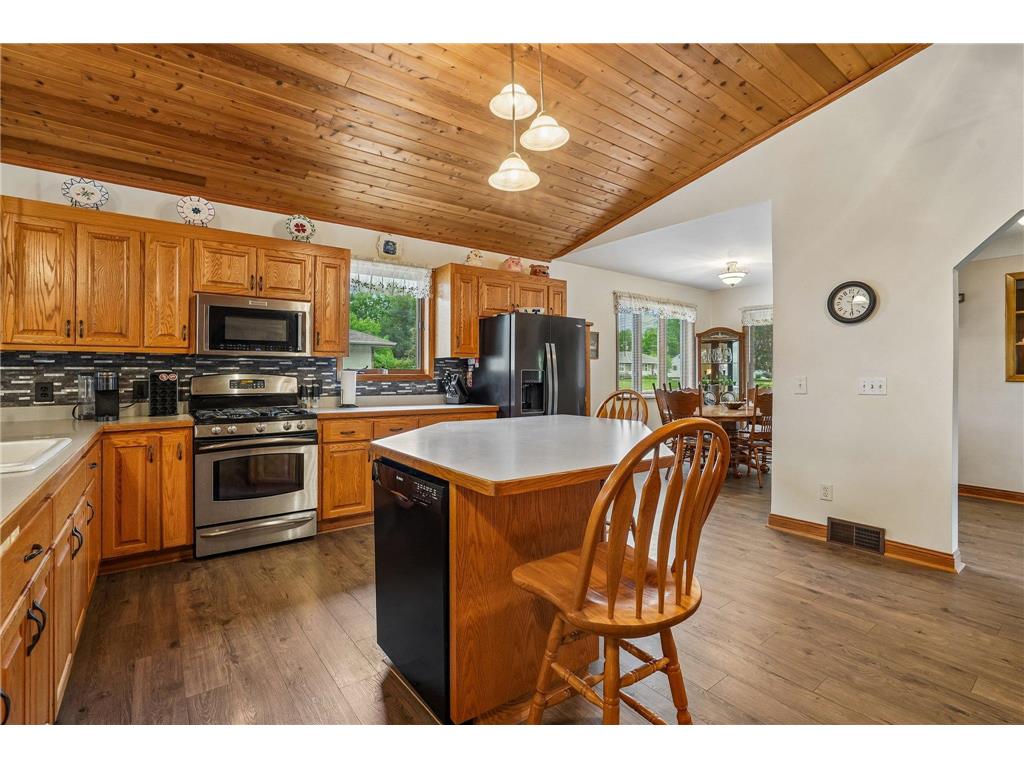 2908 Roosevelt Street NE Saint Anthony MN 55418 7074599 image14