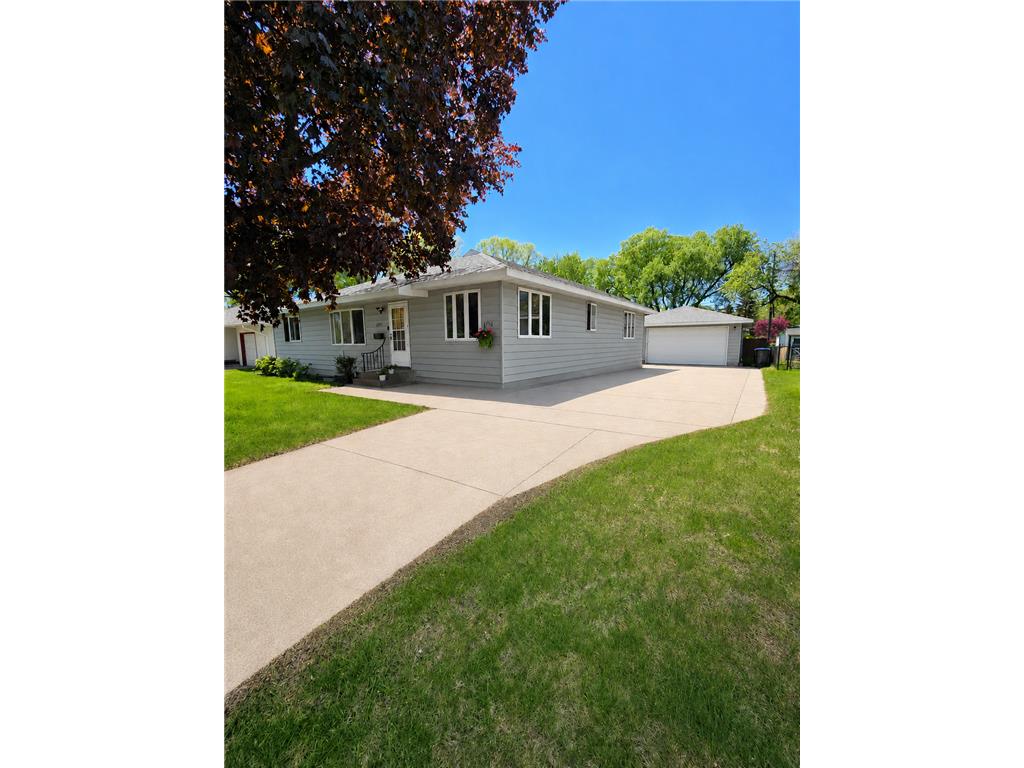 2908 Roosevelt Street NE Saint Anthony MN 55418 7074599 image2