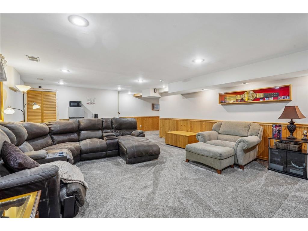 2908 Roosevelt Street NE Saint Anthony MN 55418 7074599 image41