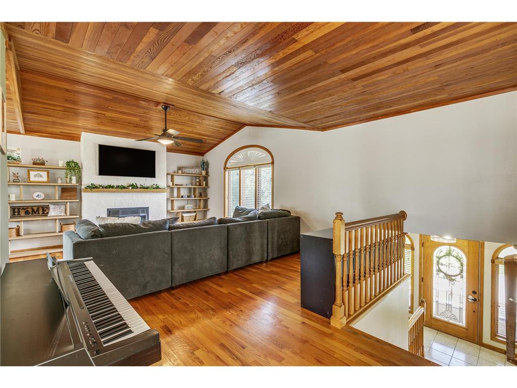 29084 Machmeier Court Lindstrom MN 55045 - South Center Lake 7077585 image16