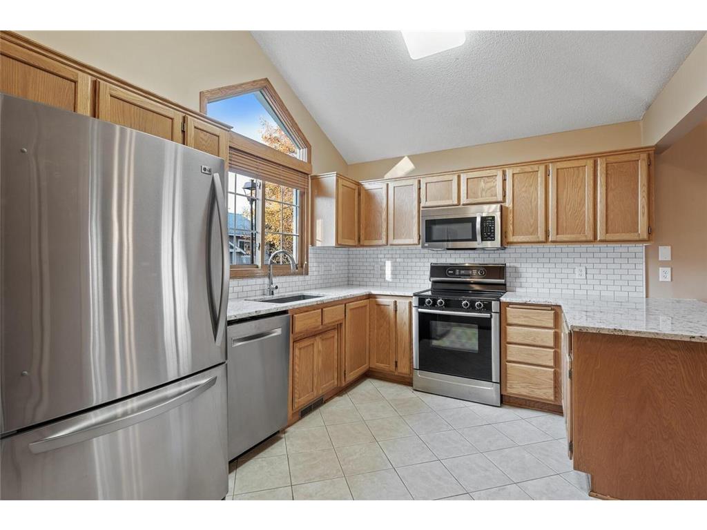 2909 Devonshire Circle #E Woodbury MN 55125 7024652 image12