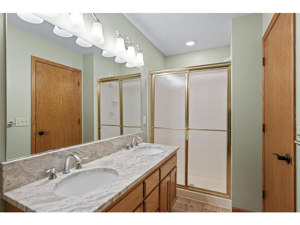 2909 Devonshire Circle #E Woodbury MN 55125 7024652 image20