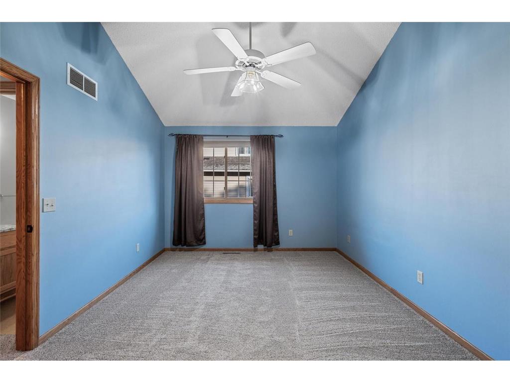 2909 Devonshire Circle #E Woodbury MN 55125 7024652 image23