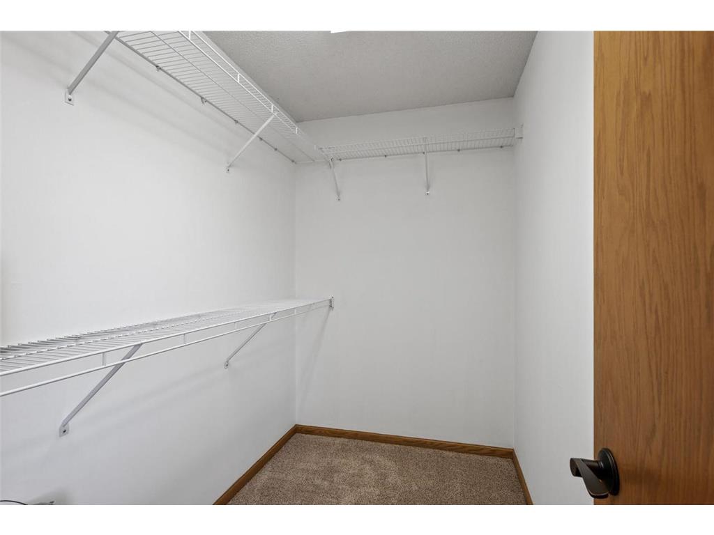 2909 Devonshire Circle #E Woodbury MN 55125 7024652 image25