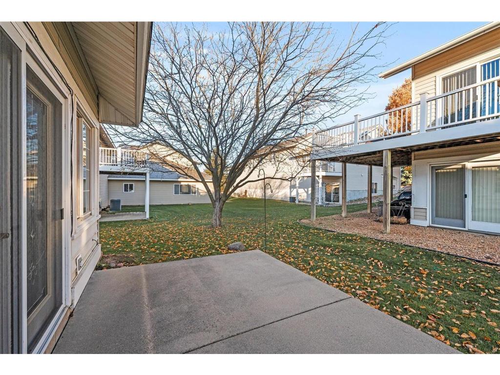 2909 Devonshire Circle #E Woodbury MN 55125 7024652 image30