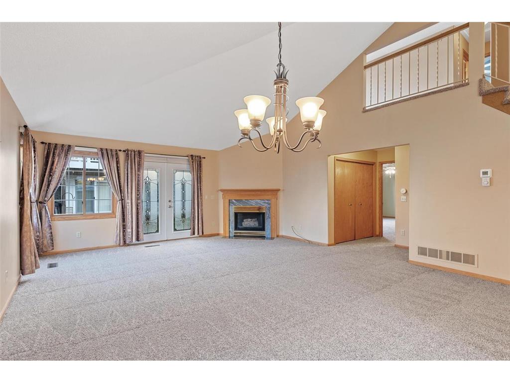 2909 Devonshire Circle #E Woodbury MN 55125 7024652 image6