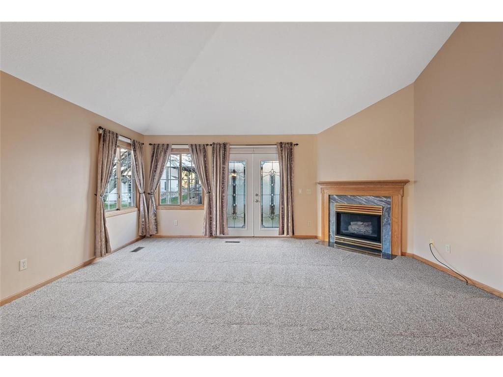 2909 Devonshire Circle #E Woodbury MN 55125 7024652 image7