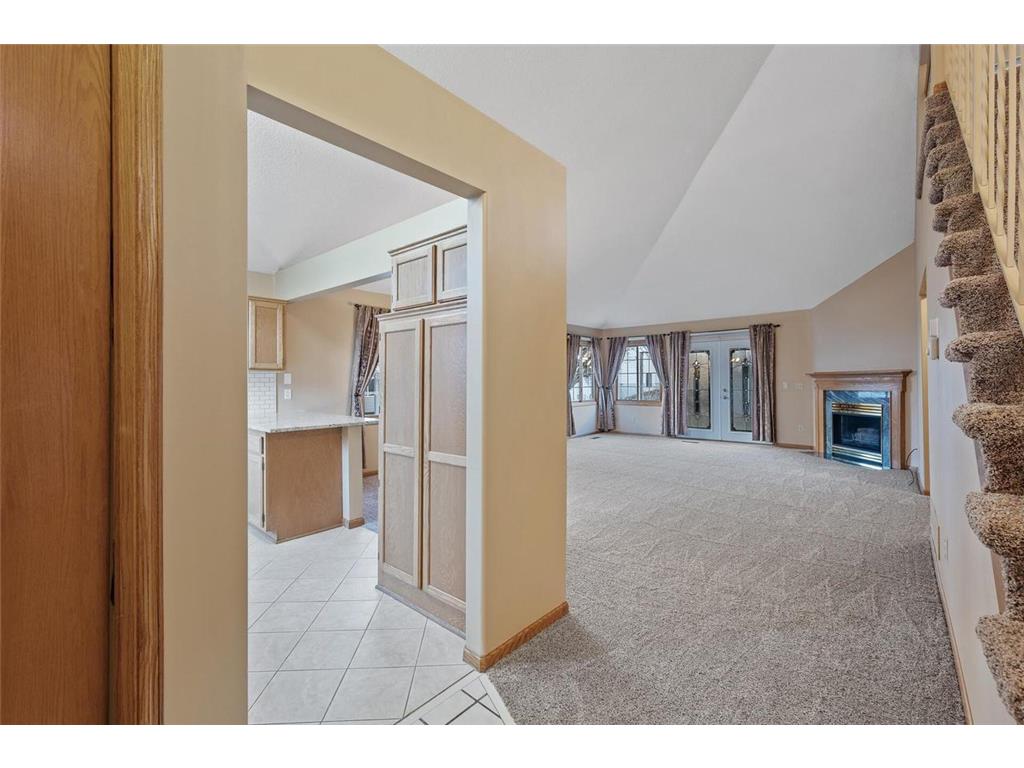 2909 Devonshire Circle #E Woodbury MN 55125 7024652 image9