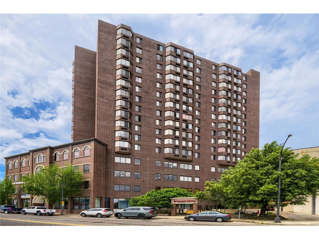 291 7th Street W #1702 Saint Paul MN 55102 7082538 image2