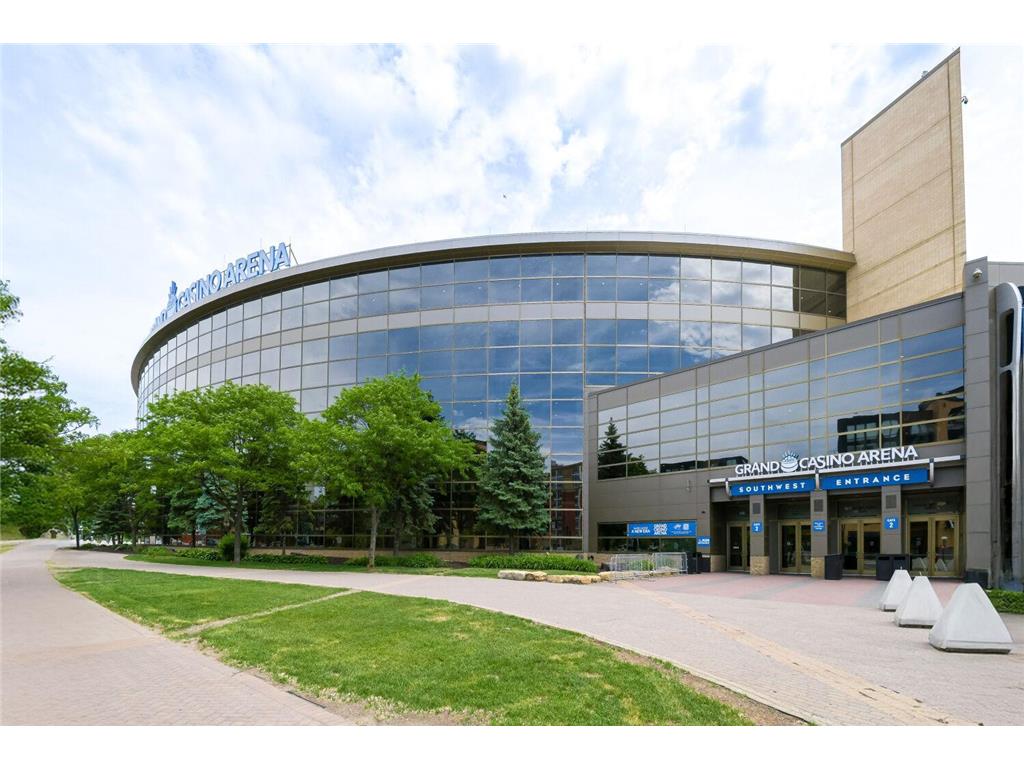 291 7th Street W #1702 Saint Paul MN 55102 7082538 image4