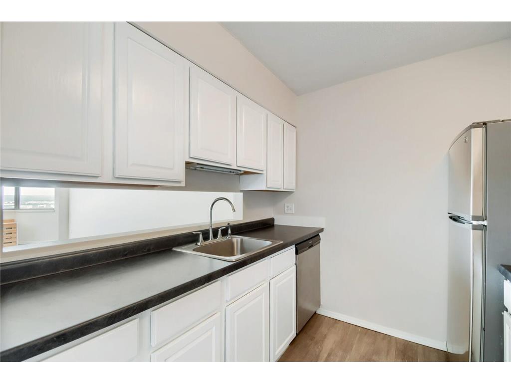 291 7th Street W #1702 Saint Paul MN 55102 7082538 image9
