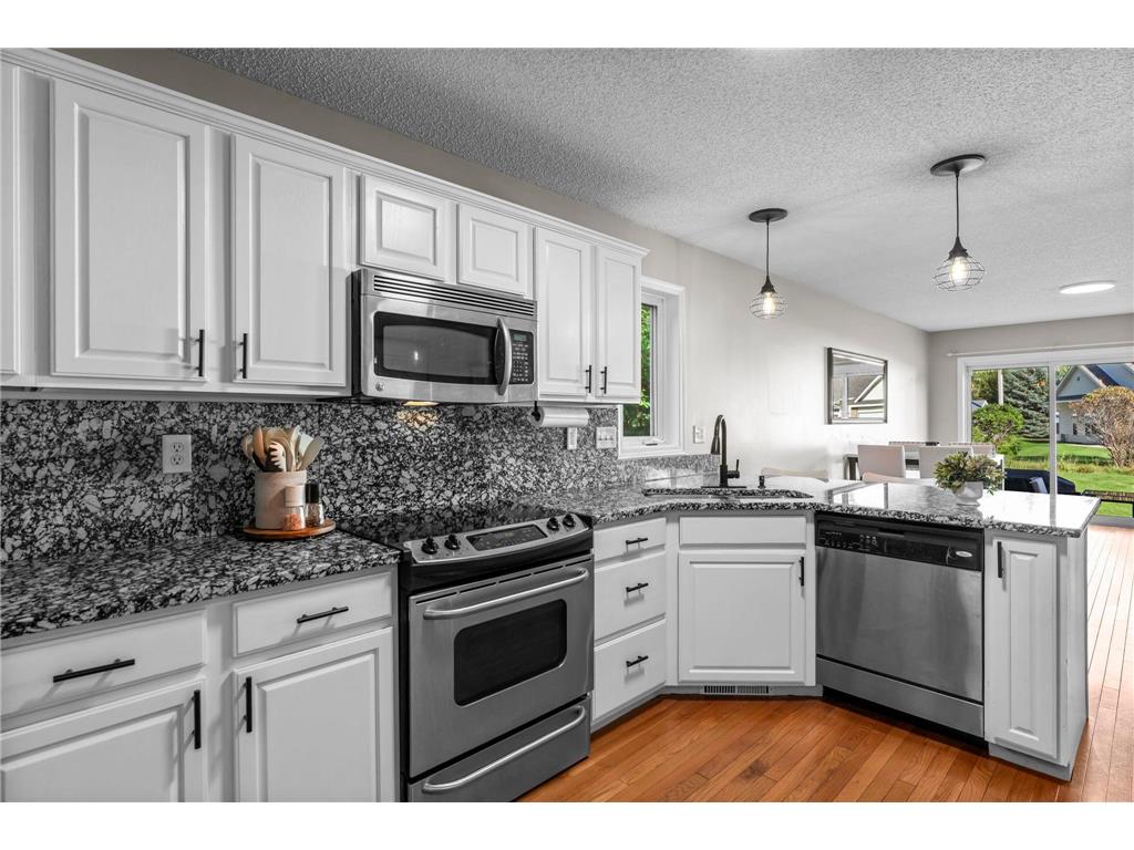 291 Appleblossom Lane E Shakopee MN 55379 7048218 image13