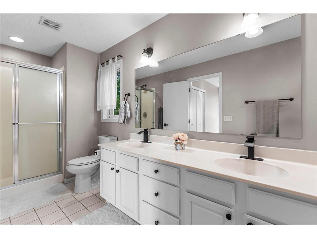 291 Appleblossom Lane E Shakopee MN 55379 7048218 image21