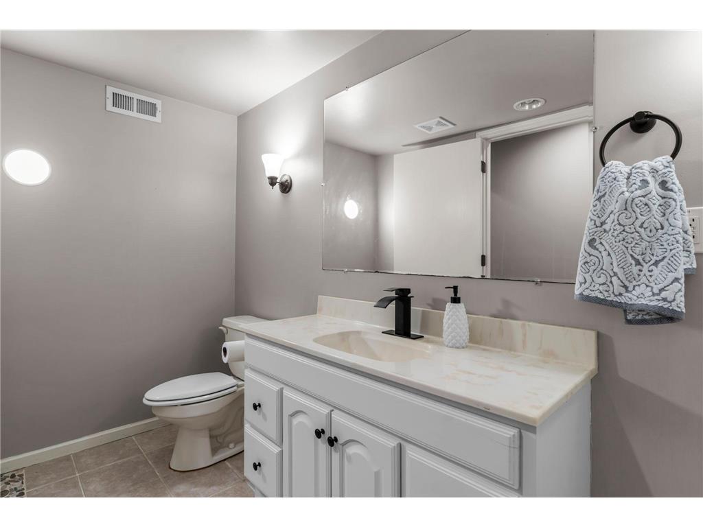 291 Appleblossom Lane E Shakopee MN 55379 7048218 image30