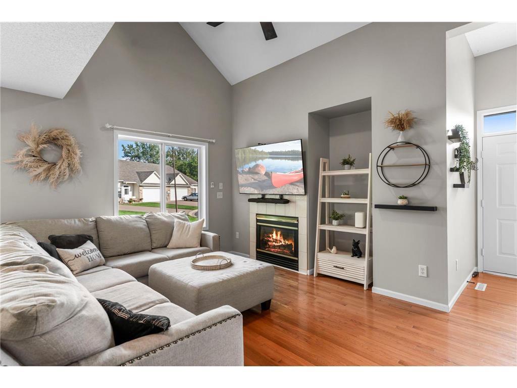 291 Appleblossom Lane E Shakopee MN 55379 7048218 image5