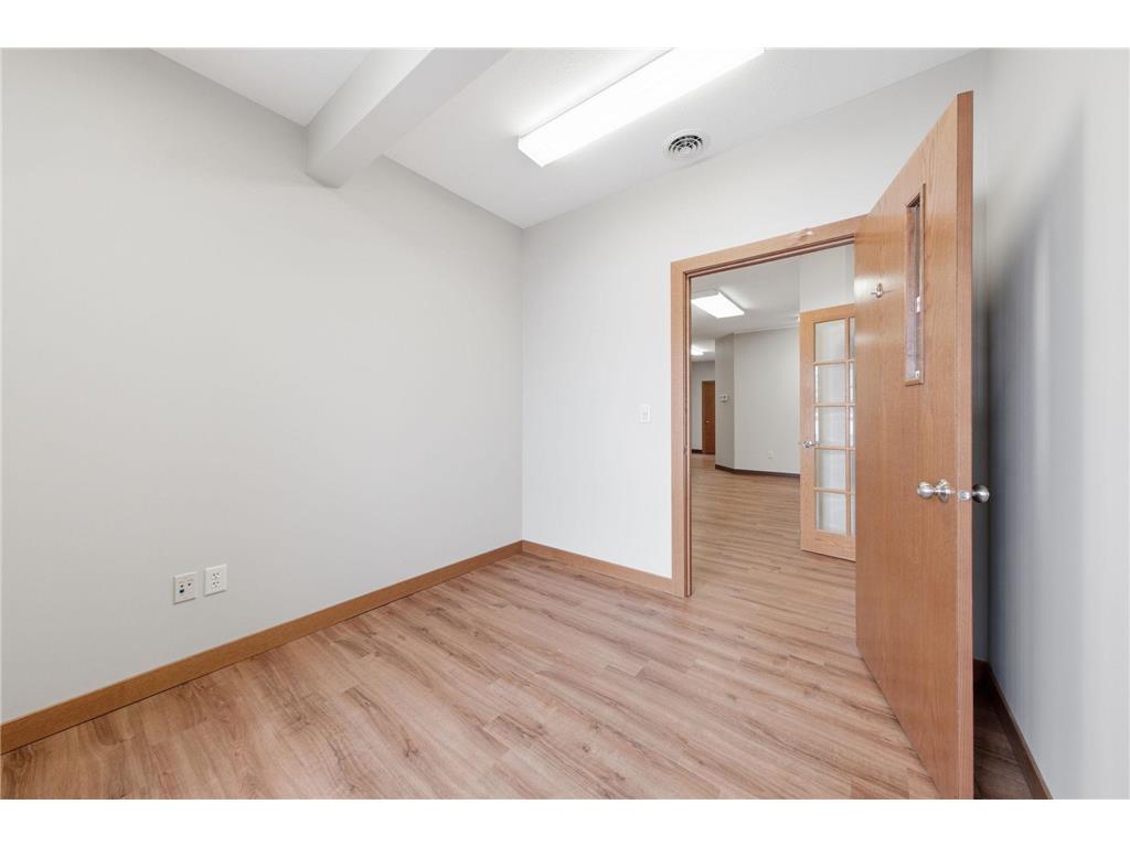 2910 Enloe Street #5 Hudson WI 54016 7028075 image3