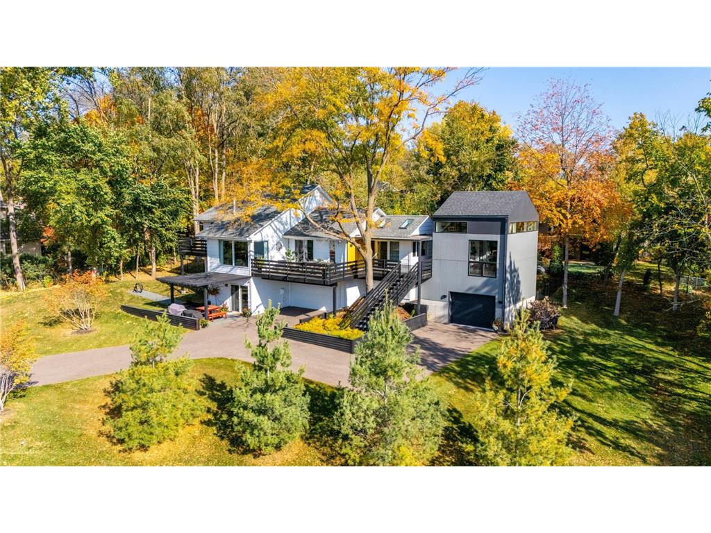 2910 Medicine Ridge Road Plymouth MN 55441 - Medicine Lake 6622825 image1