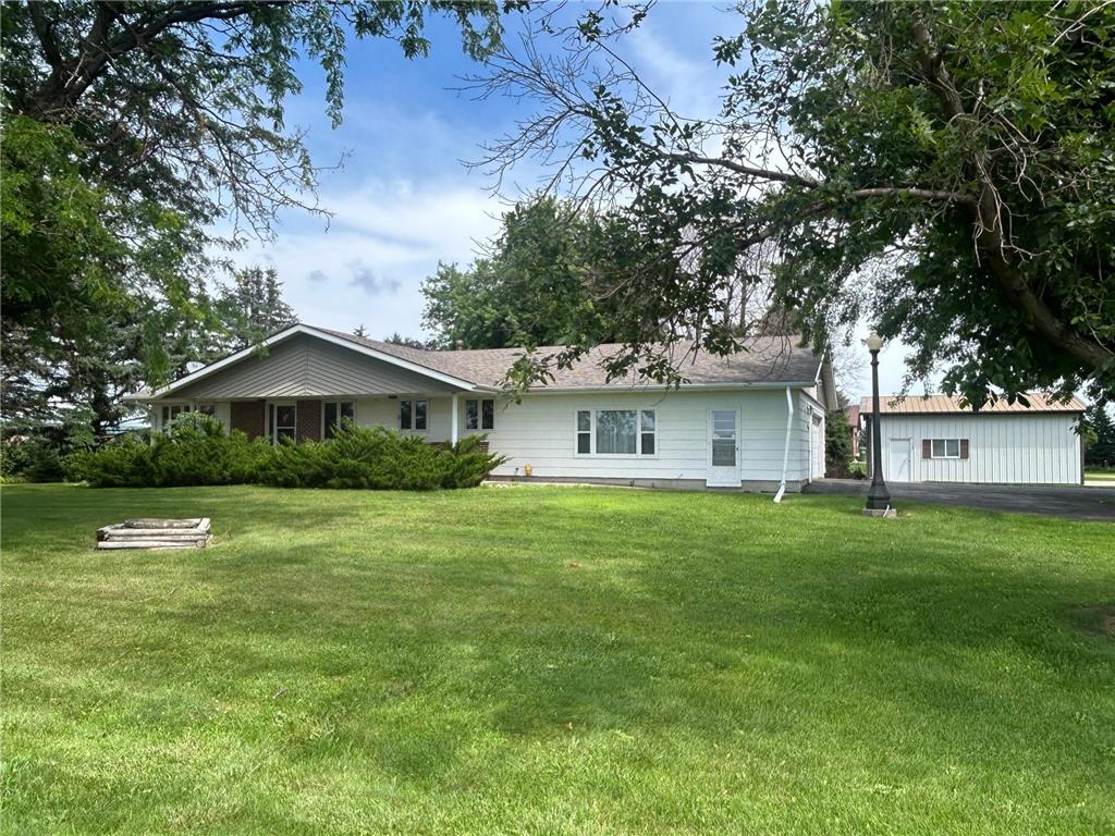 2910 N Humiston Avenue Worthington MN 56187 6579405 image1