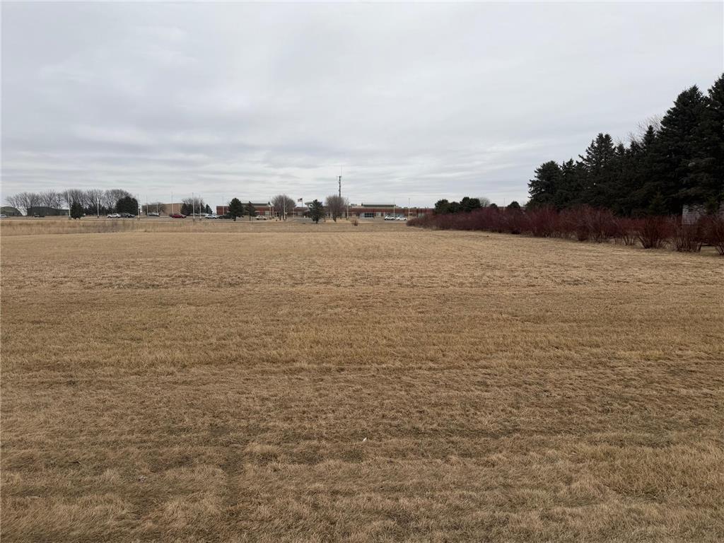 2910 N Humiston Worthington MN 56187 7028760 image1