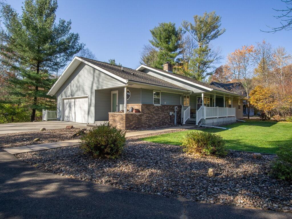 2910 Plum Tree Circle S, Menomonie, WI, 54751 MLS 6305016 Edina Realty