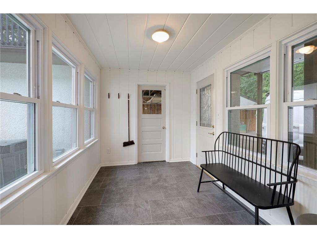 2911 Troseth Road Roseville MN 55113 7090343 image14