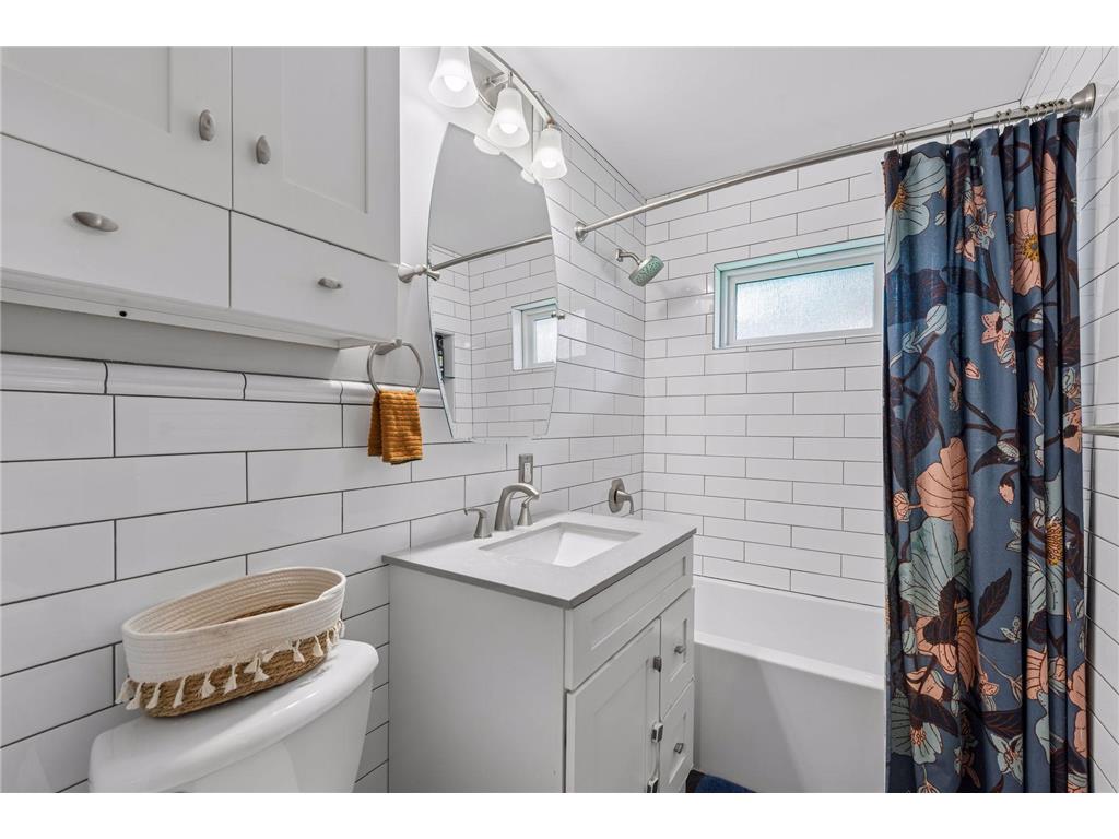 2911 W 54th Street Minneapolis MN 55410 7094995 image16