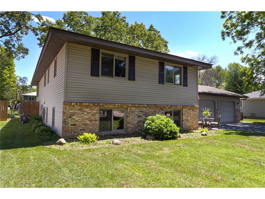 2912 9th Avenue Anoka MN 55303 7091029 image2