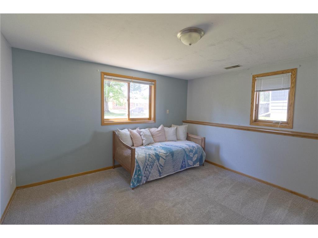 2912 9th Avenue Anoka MN 55303 7091029 image21